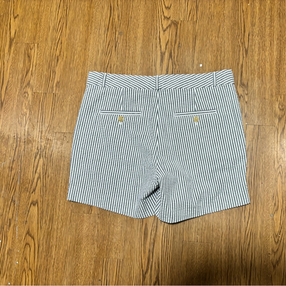 Banana Republic searsucker shorts - Picture 3 of 3
